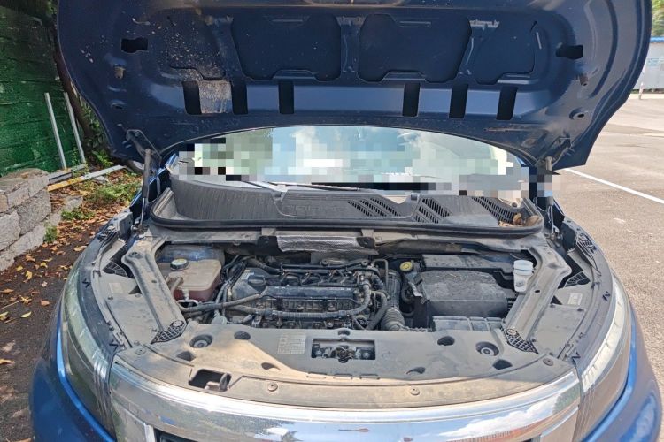 Used Qoros 5 2018 Revised Version 1.6T Automatic Leading Edition Engine Bay
