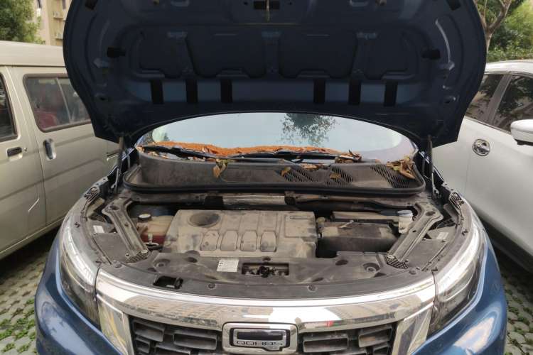 Used Qoros 5 2018 1.6T Automatic Prestige Model Engine Bay