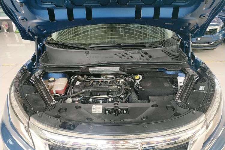 Used Qoros 5 2018 Revised Version 1.6T Automatic Leading Edition Engine Bay