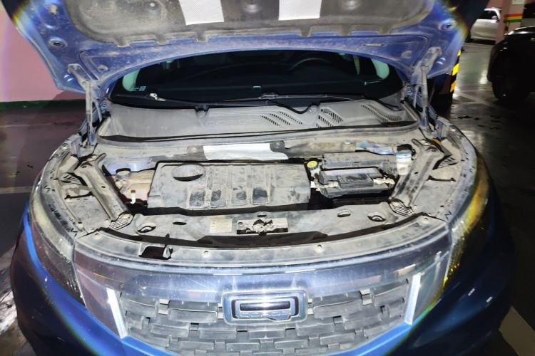 Used Qoros 5 2018 Revised Version 1.6T Automatic Leading Edition Engine Bay