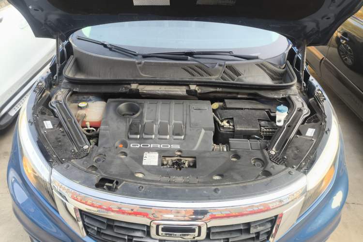 Used Qoros 5 2018 Revised 1.6T Automatic Luxury Version Engine Bay