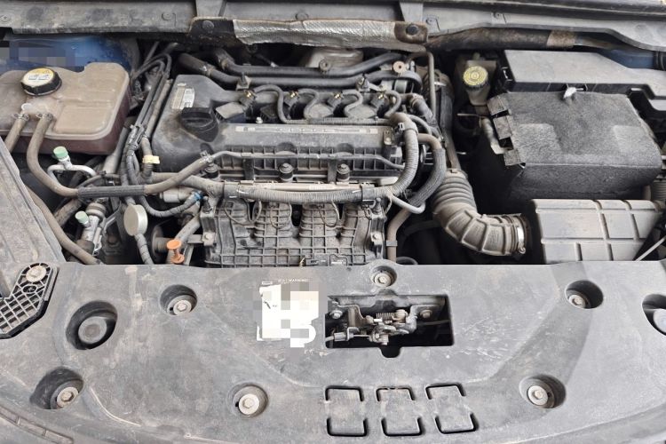 Used Qoros 5 2018 1.6T Automatic Leading Model Engine Bay