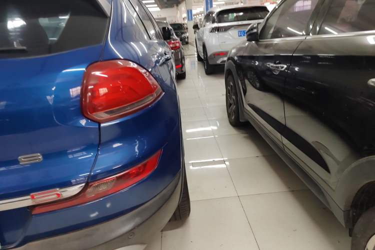 Used Qoros 5 2018 Revised 1.6T Automatic Luxury Version Exterior 2
