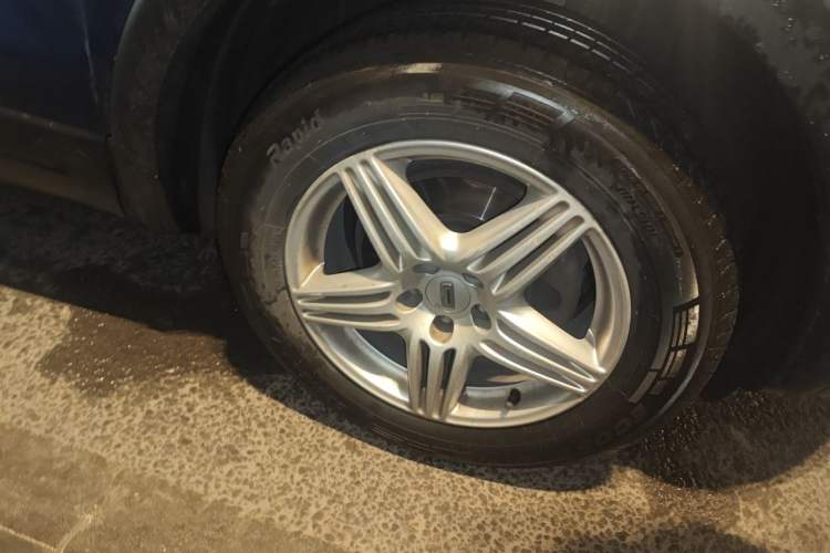 Used Qoros 5 2018 1.6T Automatic Leading Model Exterior 7