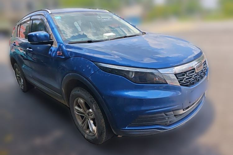Used Qoros 5 2018 Revised Version 1.6T Automatic Leading Edition Front Right 45 Deg