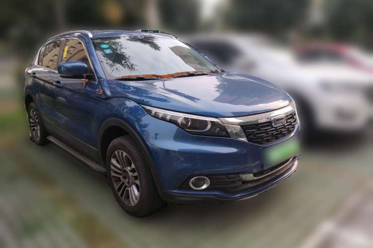 Used Qoros 5 2018 1.6T Automatic Prestige Model Front Right 45 Deg