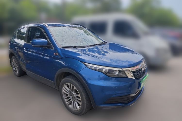 Used Qoros 5 2018 1.6T Automatic Prestige Model Front Right 45 Deg
