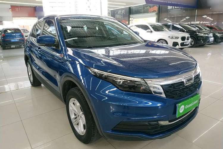 Used Qoros 5 2018 Revised Version 1.6T Automatic Leading Edition Front Right 45 Deg