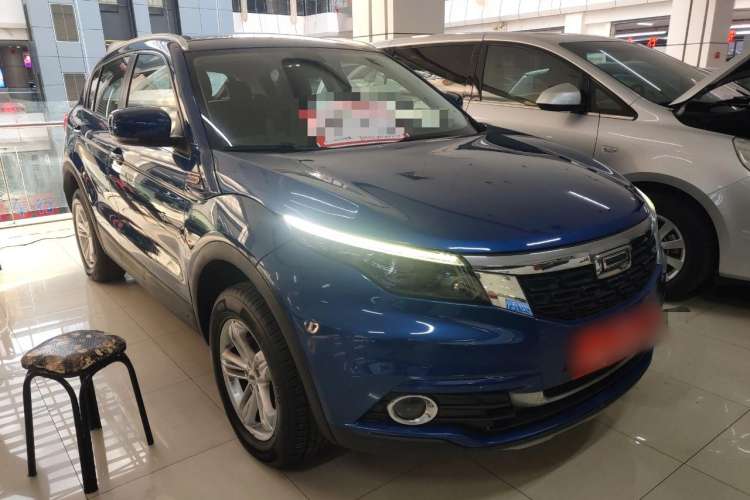 Used Qoros 5 2018 Revised Version 1.6T Automatic Leading Edition Front Right 45 Deg