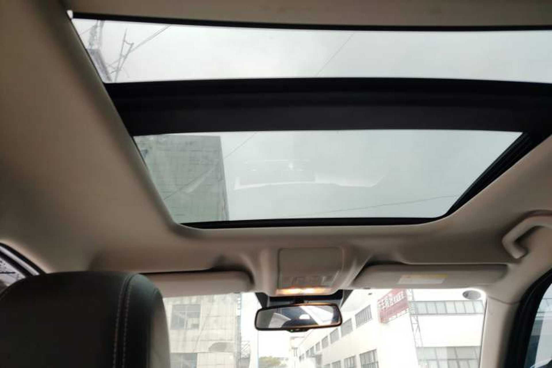 Used Qoros 5 2018 Revised 1.6T Automatic Luxury Version Headliner