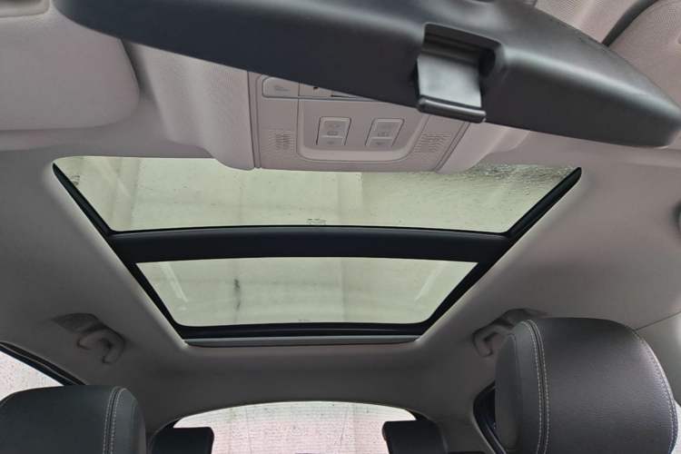 Used Qoros 5 2018 1.6T Automatic Prestige Model Headliner