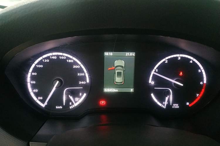Used Qoros 5 2018 Revised Version 1.6T Automatic Leading Edition Instrument Cluster