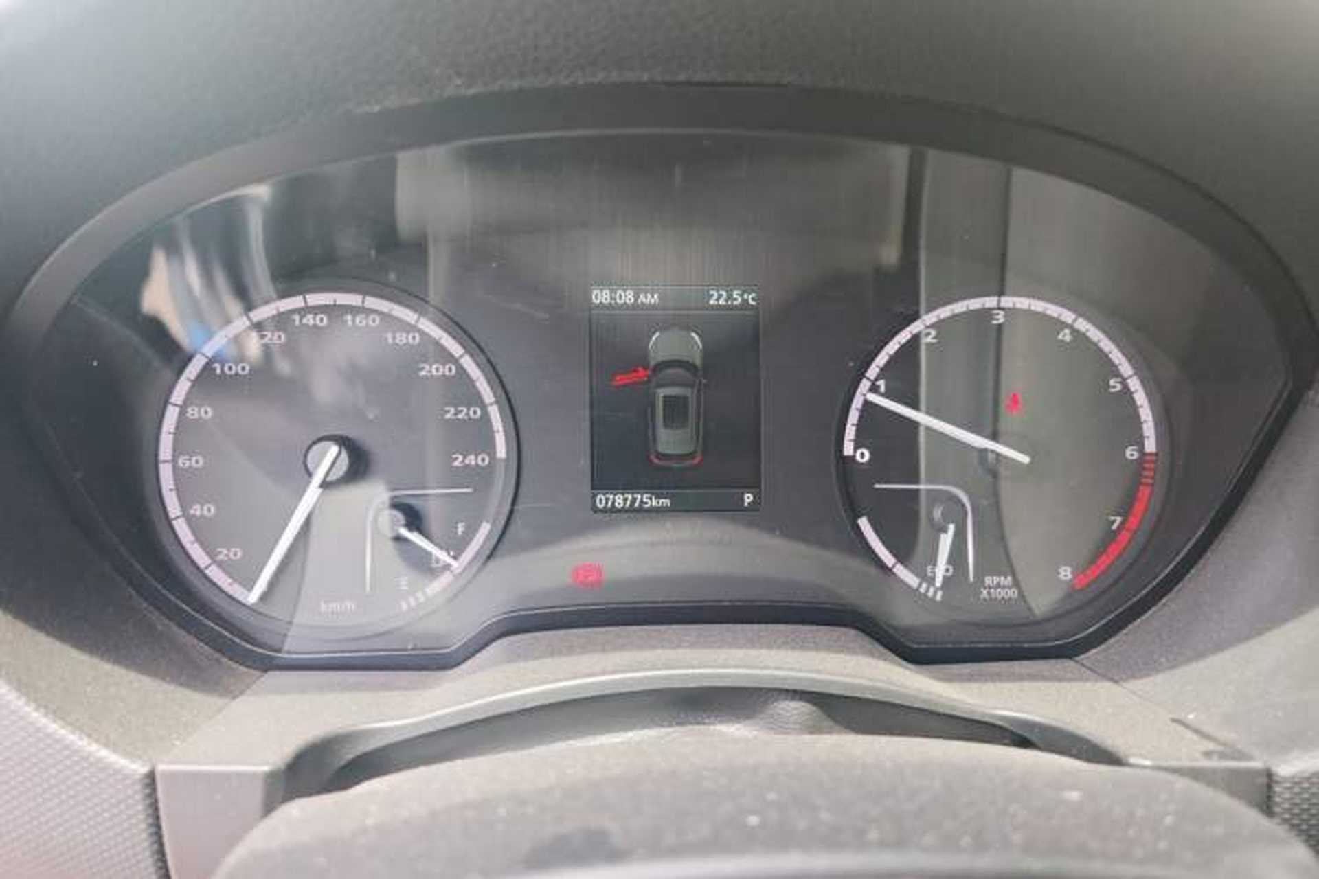 Used Qoros 5 2018 Revised Version 1.6T Automatic Leading Edition Instrument Cluster