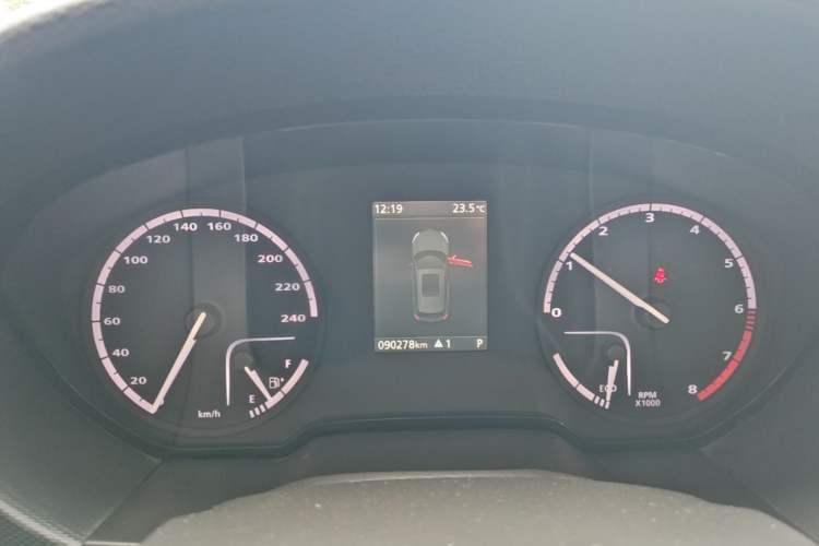 Used Qoros 5 2018 1.6T Automatic Prestige Model Instrument Cluster