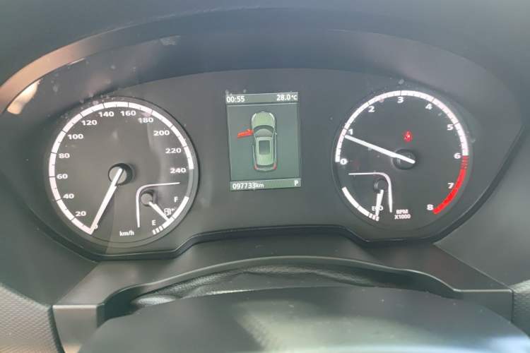 Used Qoros 5 2018 Revised Version 1.6T Automatic Leading Edition Instrument Cluster
