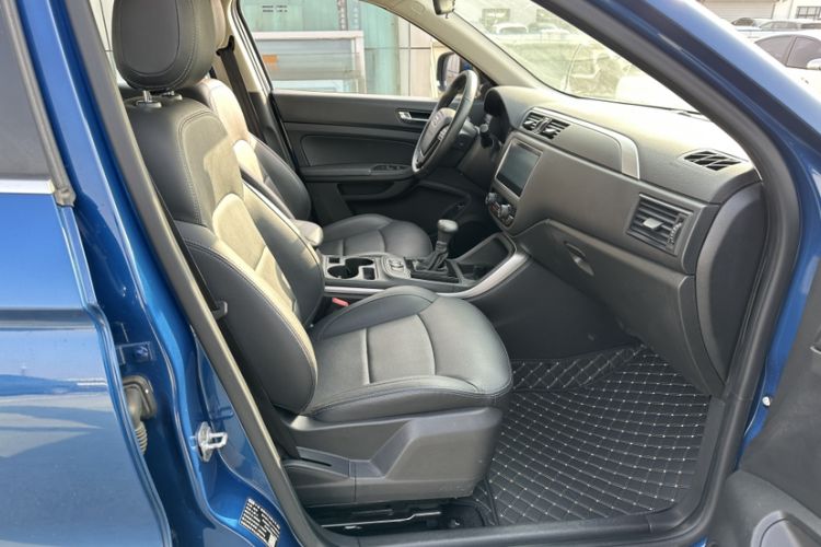 Used Qoros 5 2018 Revised Version 1.6T Automatic Leading Edition Interior 1