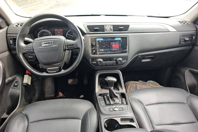 Used Qoros 5 2018 Revised Version 1.6T Automatic Leading Edition Interior 2