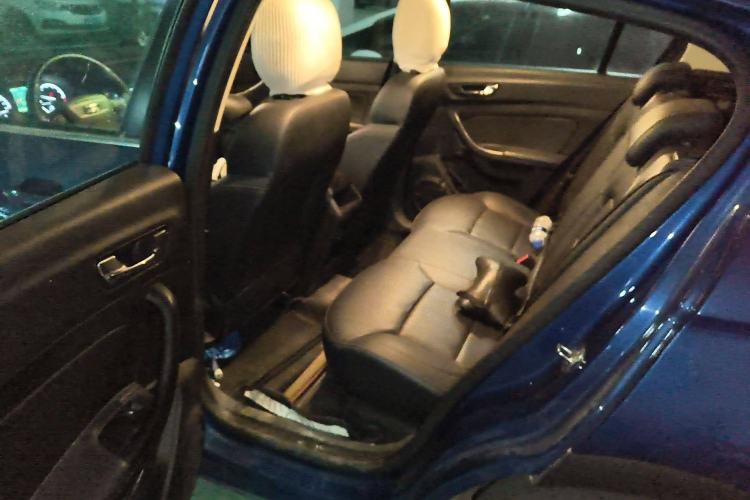Used Qoros 5 2018 Revised Version 1.6T Automatic Leading Edition Interior 4