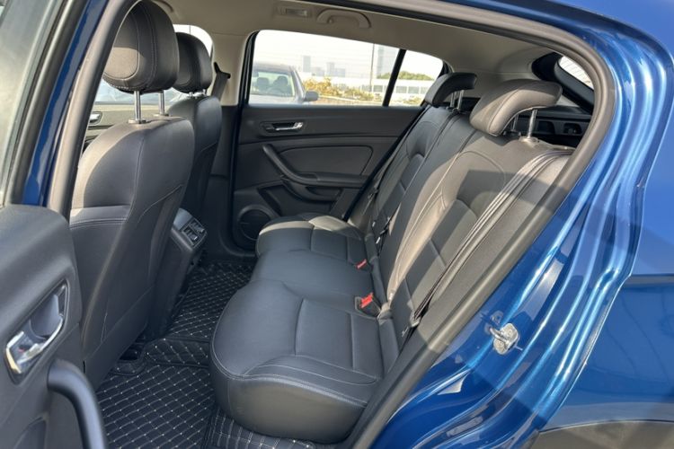 Used Qoros 5 2018 Revised Version 1.6T Automatic Leading Edition Interior 8