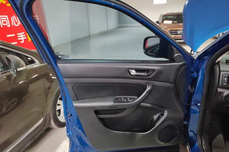 Used Qoros 5 2018 Revised Version 1.6T Automatic Leading Edition Left Front Door Interior