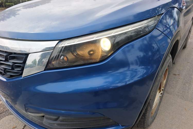 Used Qoros 5 2018 Revised Version 1.6T Automatic Leading Edition Left Front Headlight