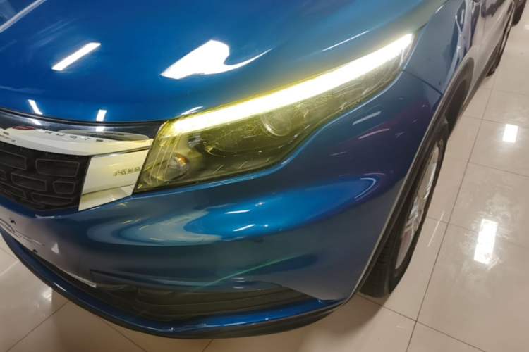 Used Qoros 5 2018 Revised Version 1.6T Automatic Leading Edition Left Front Headlight