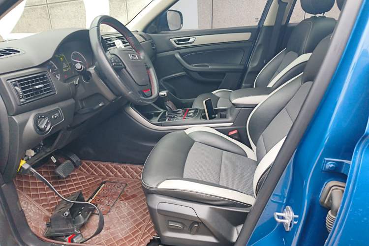 Used Qoros 5 2018 Revised 1.6T Automatic Luxury Version Left Front Seat