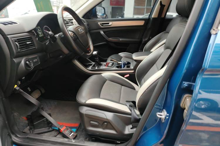 Used Qoros 5 2018 Revised 1.6T Automatic Luxury Version Left Front Seat