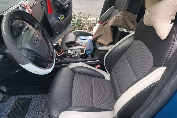 Used Qoros 5 2018 1.6T Automatic Prestige Model Left Front Seat