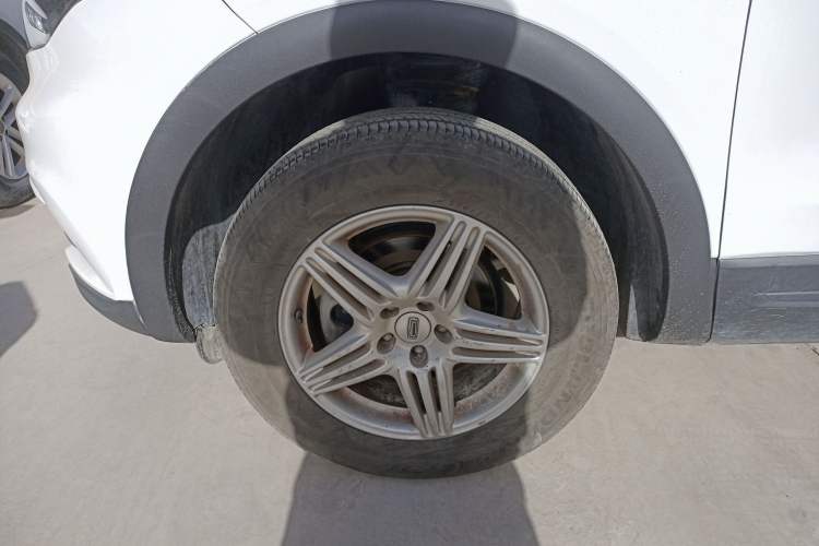 Used Qoros 5 2018 Revised Version 1.6T Automatic Leading Edition Left Front Wheel Hub