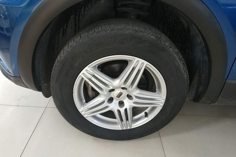 Used Qoros 5 2018 Revised Version 1.6T Automatic Leading Edition Left Front Wheel Hub
