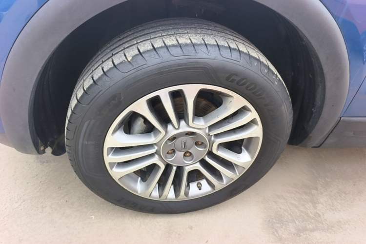 Used Qoros 5 2018 Revised 1.6T Automatic Luxury Version Left Front Wheel Hub
