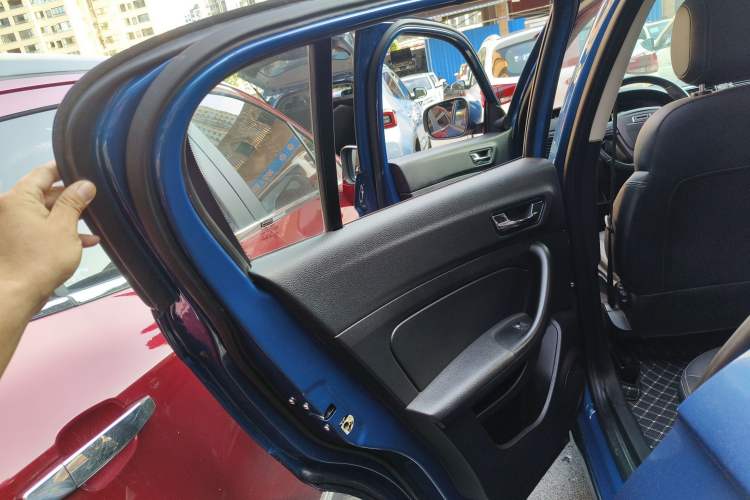 Used Qoros 5 2018 Revised Version 1.6T Automatic Leading Edition Left Rear Door Interior