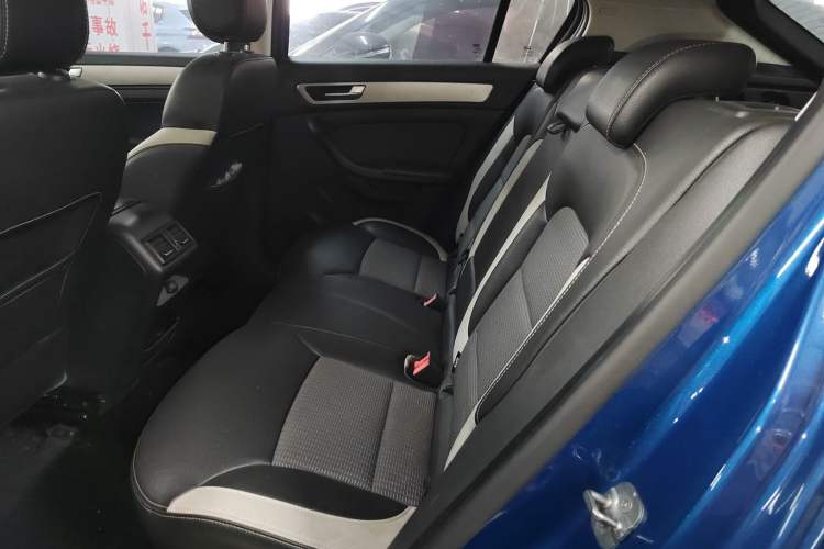 Used Qoros 5 2018 Revised 1.6T Automatic Luxury Version Left Rear Seat