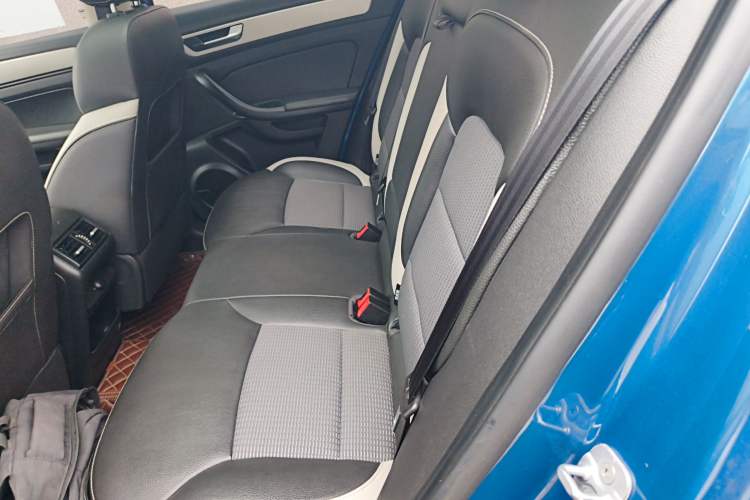 Used Qoros 5 2018 Revised 1.6T Automatic Luxury Version Left Rear Seat