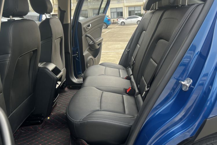 Used Qoros 5 2018 Revised Version 1.6T Automatic Leading Edition Left Rear Seat