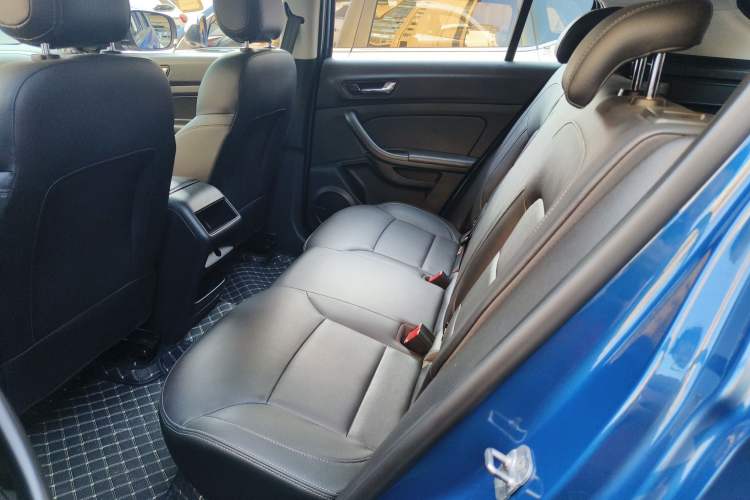 Used Qoros 5 2018 Revised Version 1.6T Automatic Leading Edition Left Rear Seat