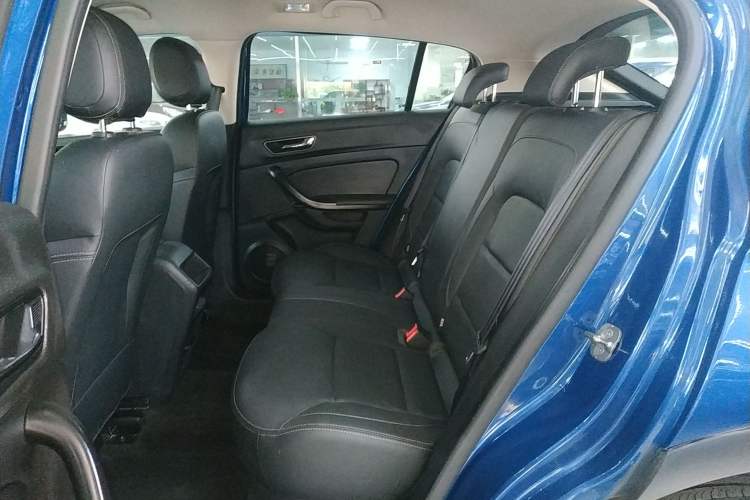 Used Qoros 5 2018 Revised Version 1.6T Automatic Leading Edition Left Rear Seat