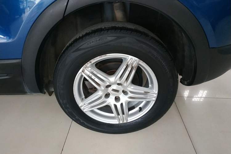 Used Qoros 5 2018 Revised Version 1.6T Automatic Leading Edition Left Rear Wheel Hub
