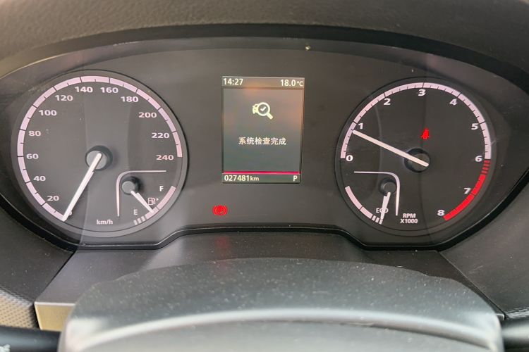 Used Qoros 5 2018 Revised Version 1.6T Automatic Leading Edition Odometer Close Up