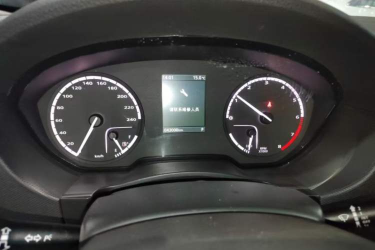 Used Qoros 5 2018 Revised 1.6T Automatic Luxury Version Odometer Close Up