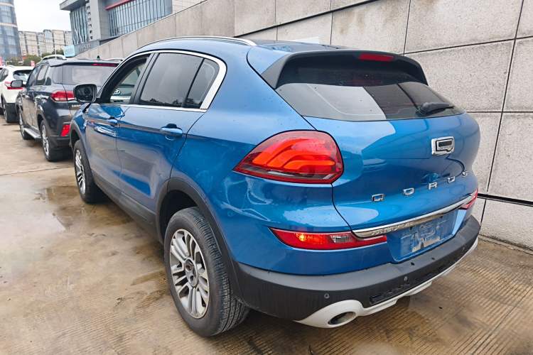 Used Qoros 5 2018 Revised 1.6T Automatic Luxury Version Rear Left 45 Deg