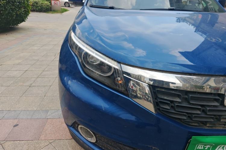Used Qoros 5 2018 1.6T Automatic Prestige Model Right Front Headlight