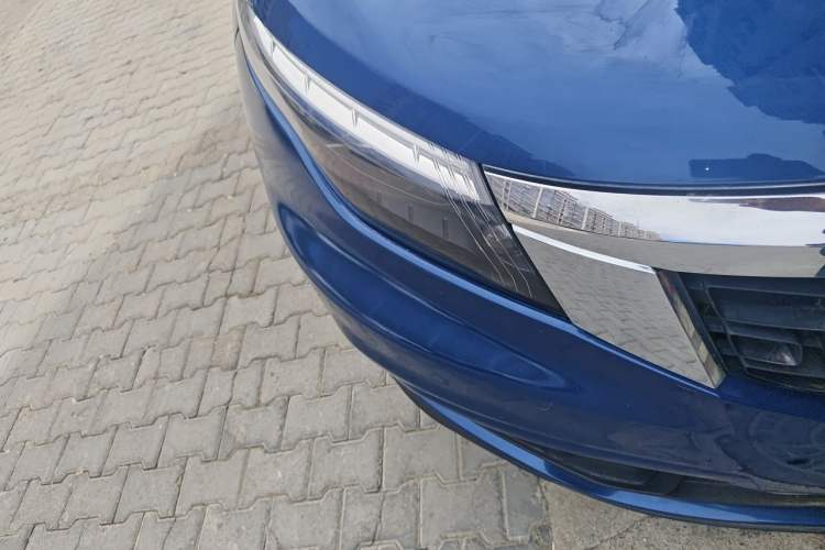Used Qoros 5 2018 Revised Version 1.6T Automatic Leading Edition Right Front Headlight