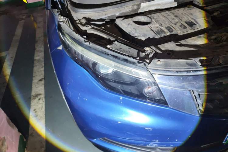 Used Qoros 5 2018 Revised Version 1.6T Automatic Leading Edition Right Front Headlight