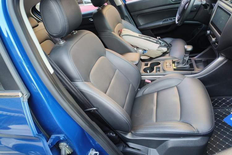 Used Qoros 5 2018 Revised Version 1.6T Automatic Leading Edition Right Front Seat