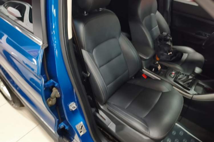 Used Qoros 5 2018 Revised Version 1.6T Automatic Leading Edition Right Front Seat