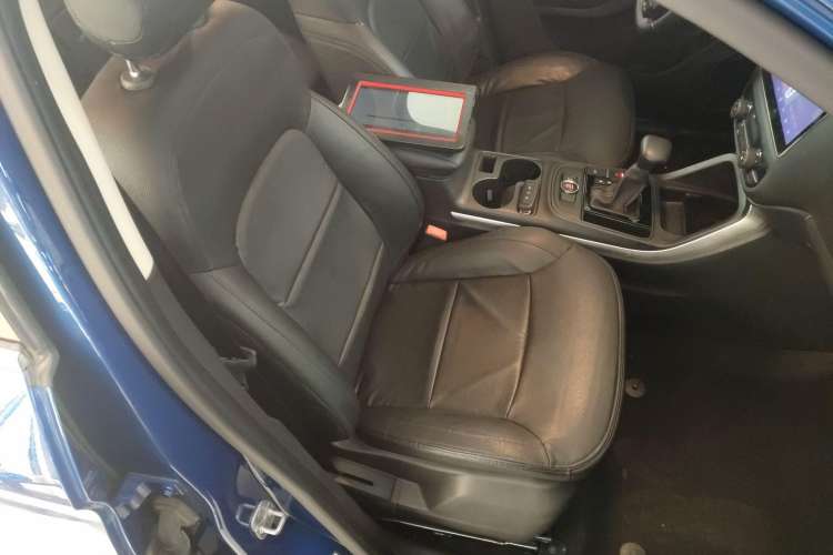 Used Qoros 5 2018 Revised Version 1.6T Automatic Leading Edition Right Front Seat