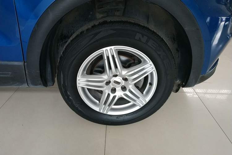 Used Qoros 5 2018 Revised Version 1.6T Automatic Leading Edition Right Front Wheel Hub