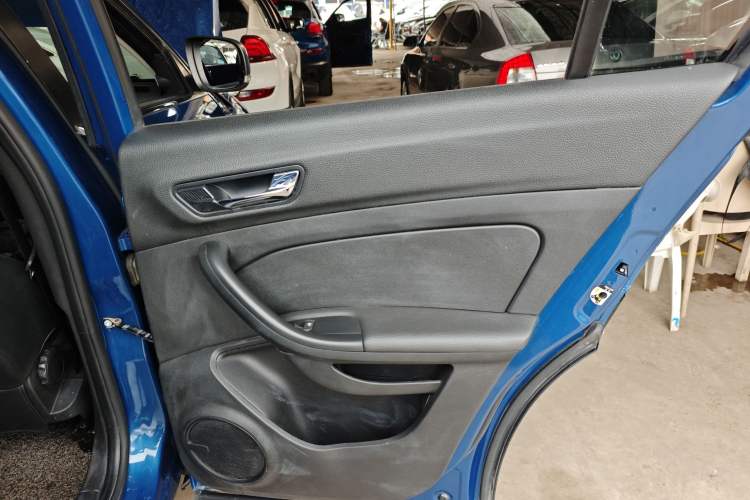 Used Qoros 5 2018 Revised Version 1.6T Automatic Leading Edition Right Rear Door Interior